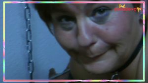 Annadevot Porno Video: Breitbeinig bespielt und lecker Sperma