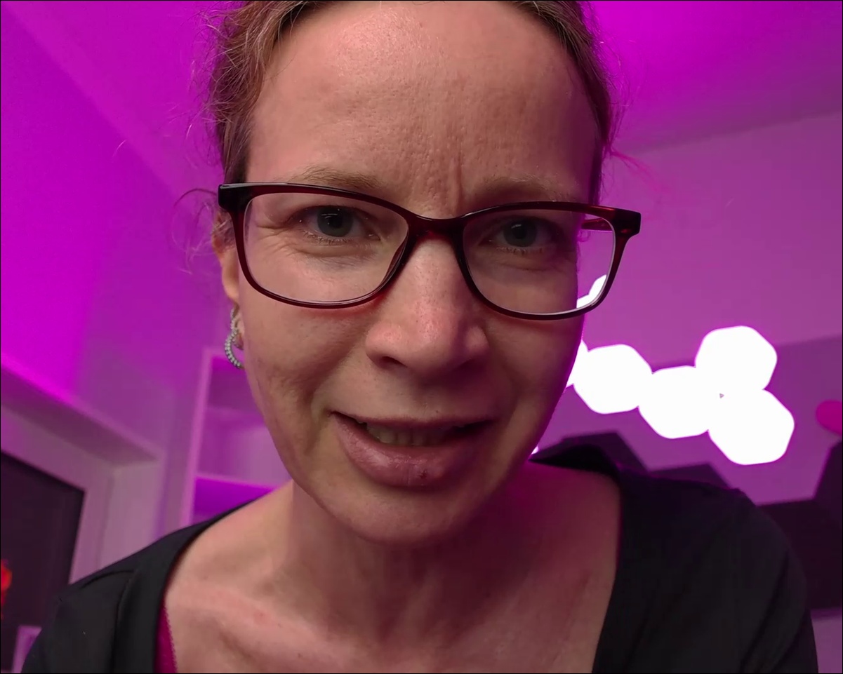 AnnikaRose Porno Video: Ich blase dich geil ab! POV