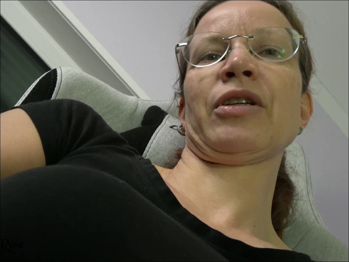 AnnikaRose Porno Video: Rollenspiel