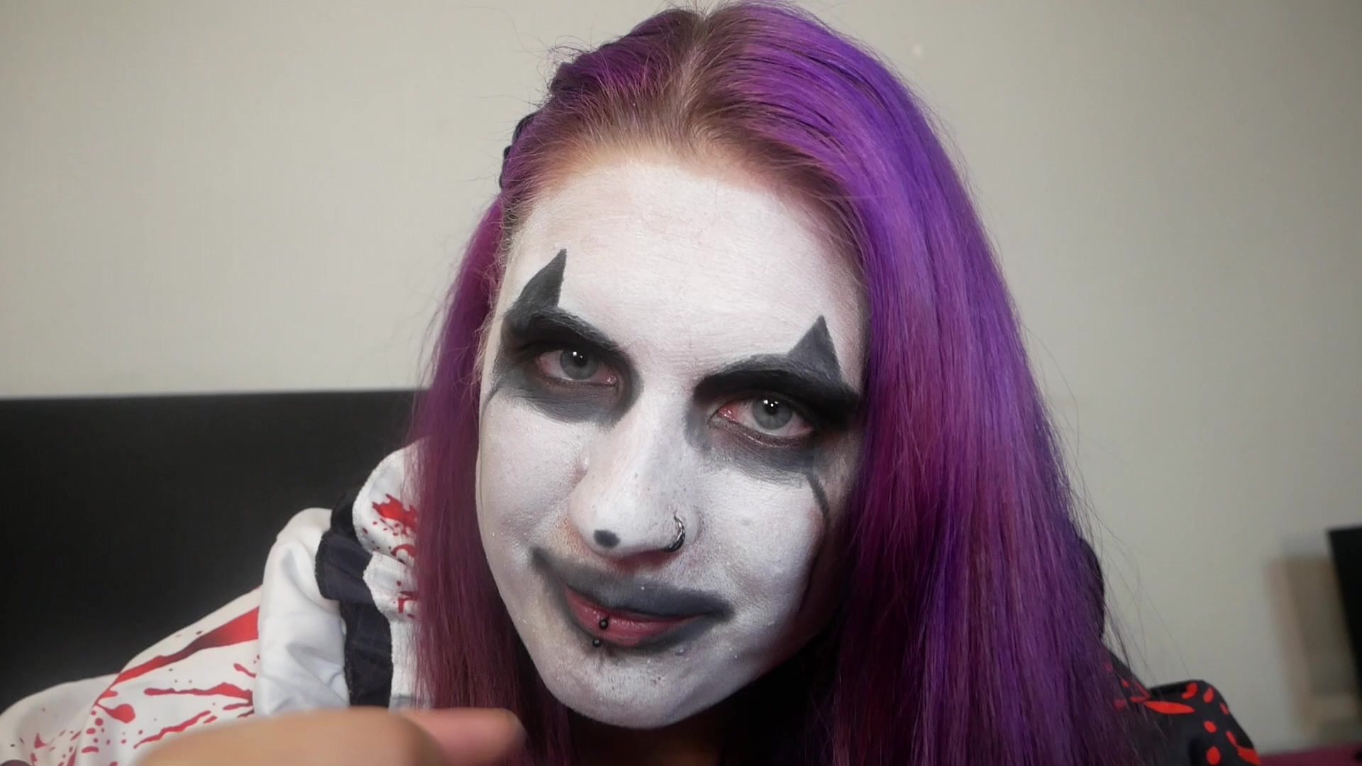 CaraliaDeluxe Porno Video: So verlief Halloween..