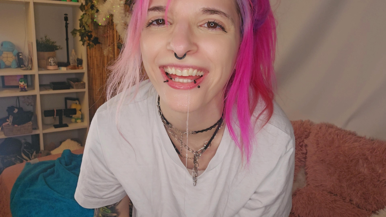 Emmilein Porno Video: Sloppy Blowjob - Stell dir vor