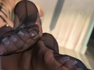 Goddess-Lena Porno Video: Stocking Foot Job