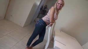 KikiVega Porno Video: MEIN 1. FICKVIDEO vor 8 Jahren!!