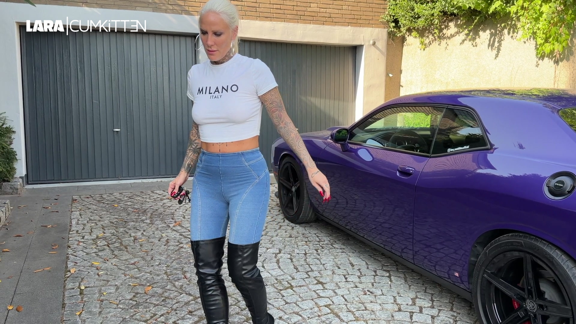 Lara-CumKitten Porno Video: Sommer Piss in Jeans und Stiefeln - Komplett durchnässt