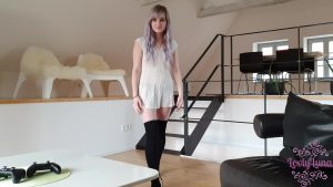 LovlyLuna Porno Video: Gib mir dein Sperma !!!