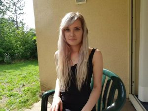 LovlyLuna Porno Video: Mein erstes Mal Hotelsex !!