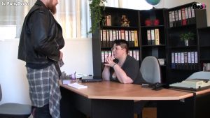 PattyBoobs Porno Video: Junge