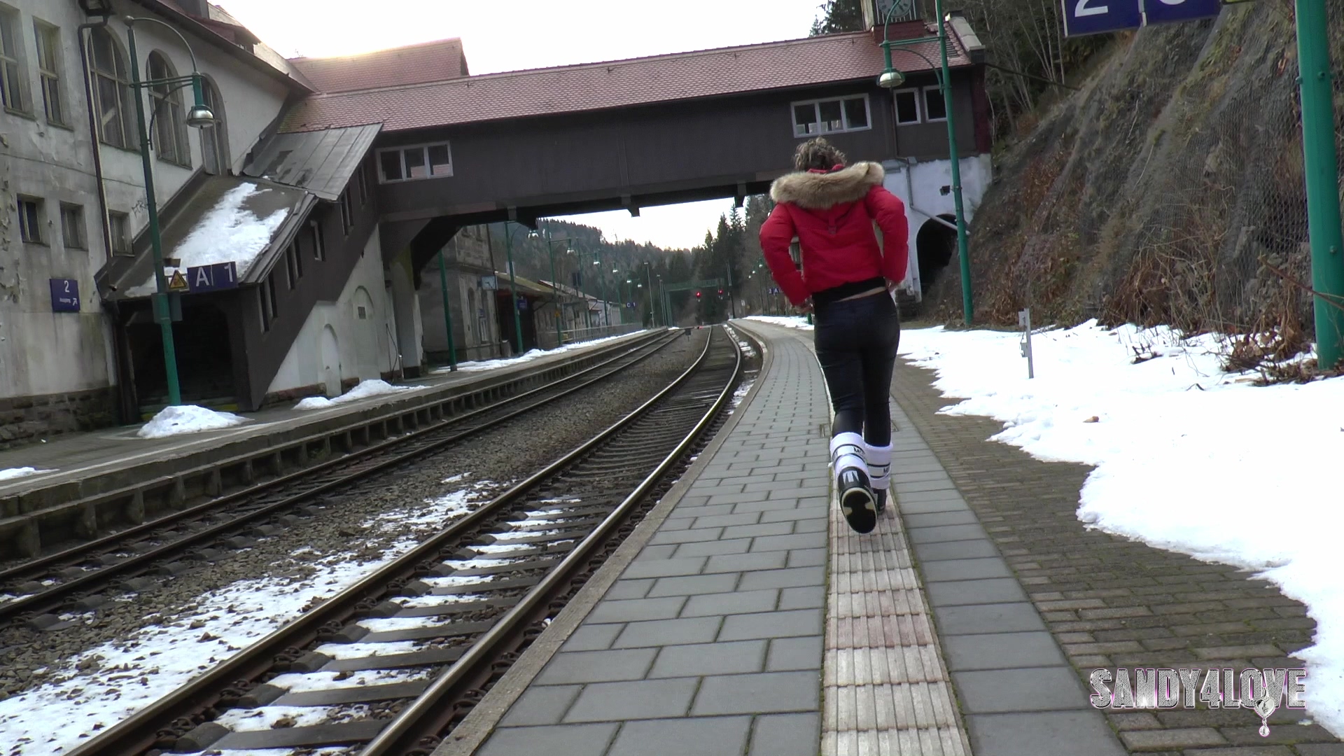 Sandy4Love Porno Video: neues Vorschauvideo von mir. Du hast Dir ein aktuelles Video von mir gewünscht? Hier ist es!