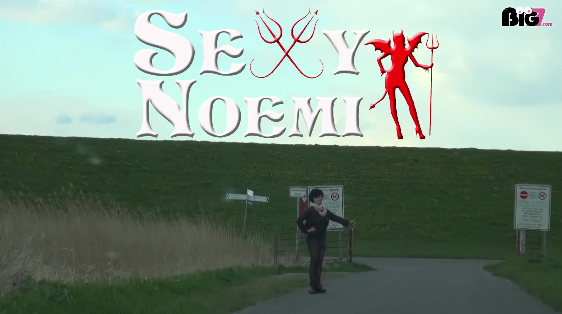 Sexy-Noemi Porno Video: ficken oder frieren