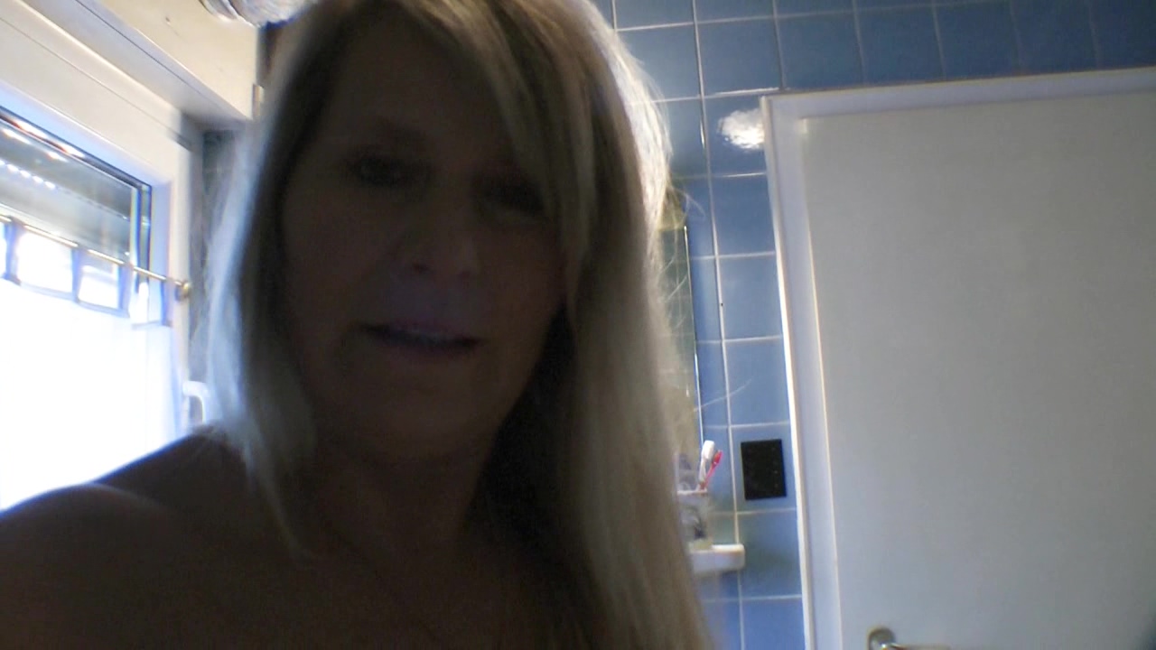 SweetSusi Porno Video: Meine Pissfotze