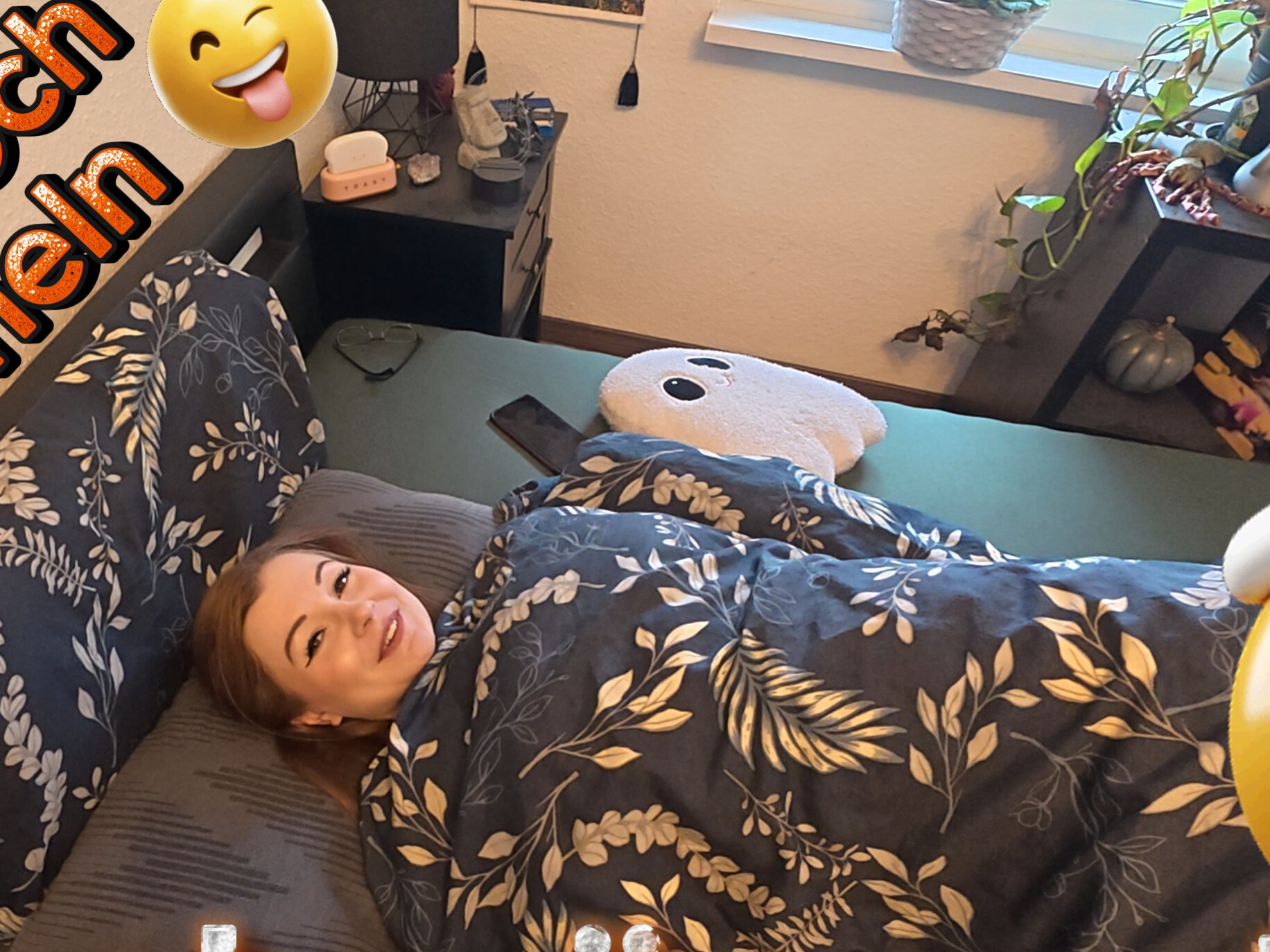 TinyEmily Porno Video: OMG Hat mein Stiefpapa mich Geschwängert???