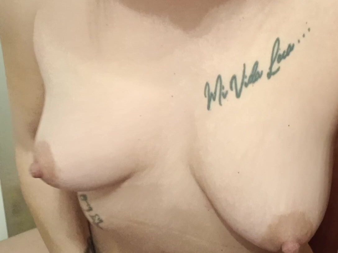 Wild-Vanilla Porno Video: Nacked Doppelsquirt .. ich liebs zu spritzen