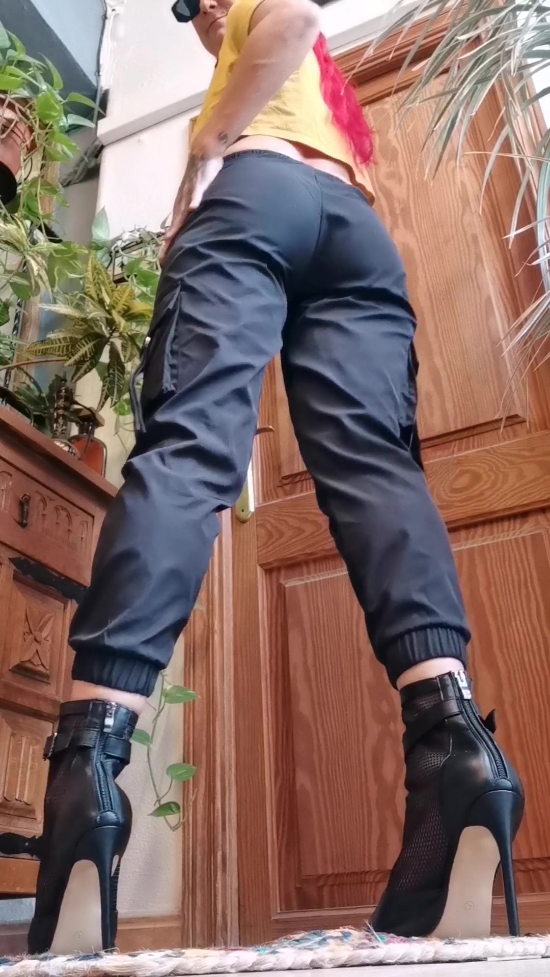 Wild-Vanilla Porno Video: Sexy Dance